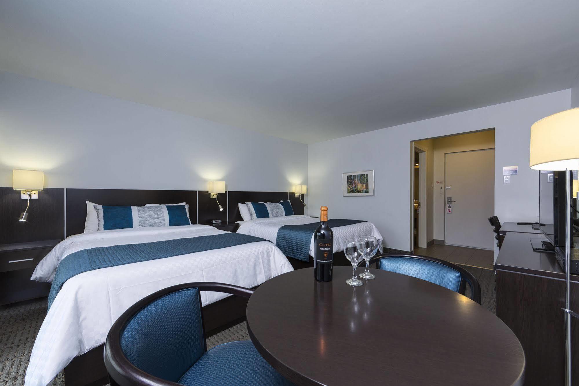 Hotel-Motel Castel De La Mer La Malbaie Buitenkant foto